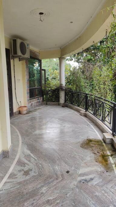 Basti House - Boutique Homestay Лакхнау Экстерьер фото